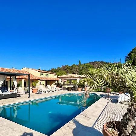 לינה וארוחת בוקר La Source 83 - Close To St Tropez 4*