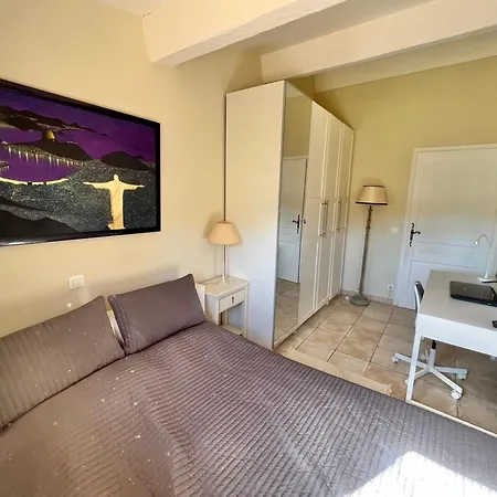 Oda ve Kahvaltı La Source 83 - Close To St Tropez