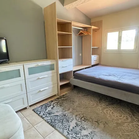 לינה וארוחת בוקר La Source 83 - Close To St Tropez