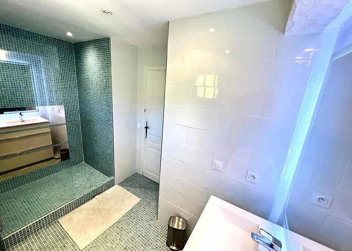 La Source 83 - Close To St Tropez 4* קוגולין