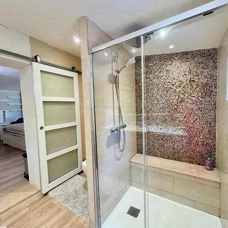 فندق مبيت وإفطار La Source 83 - Close To St Tropez *