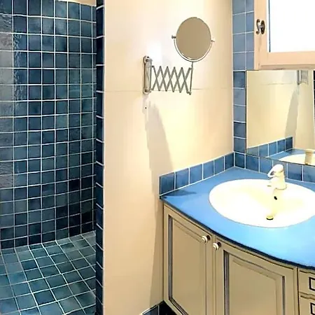 La Source 83 - Close To St Tropez Bed & Breakfast